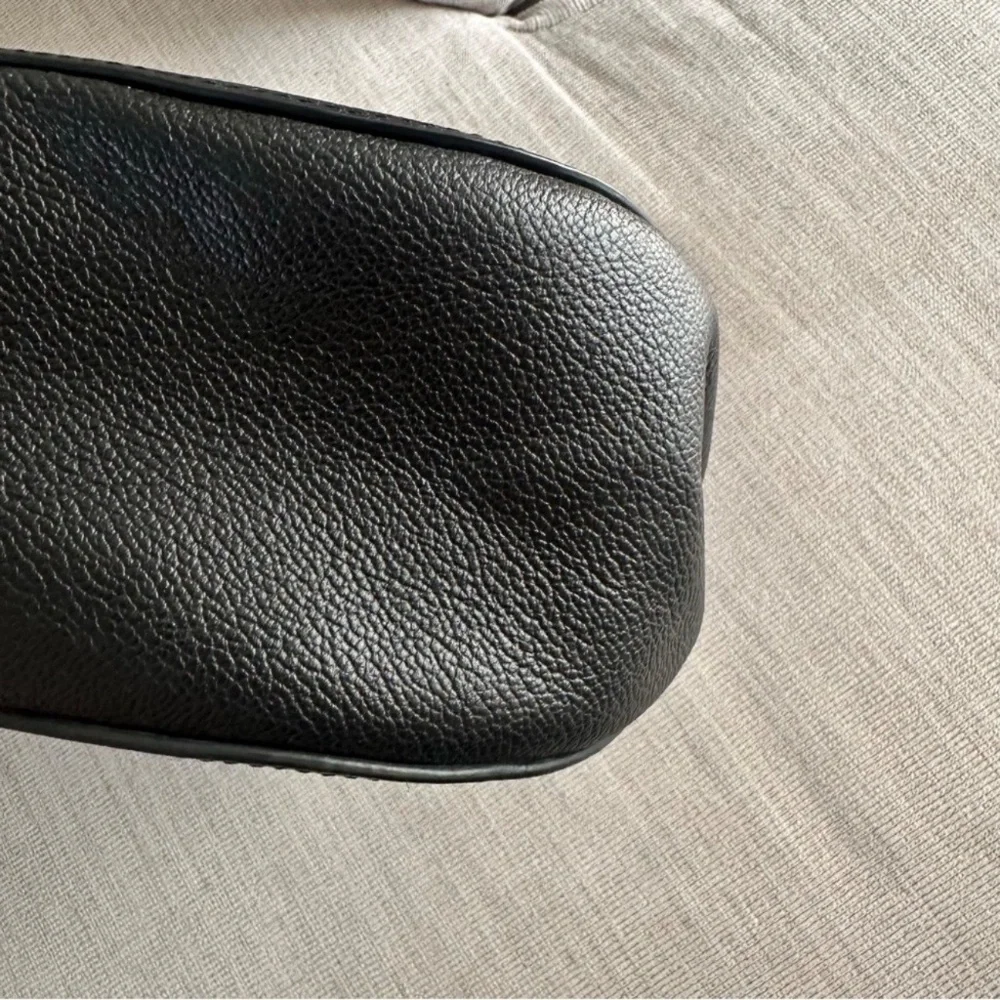 Burberry Elmstone‎ Black Leather Hobo Bag